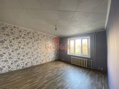 Арт. 42311681 В районе Гермеса продается просторная, уютная квартира с косметическим ремонтом. Общая площадь квартиры- 63 кв. м., находится на втором этаже девятиэтажного, панельного дома, 1993 года постройки. Комнаты изолированные, стоят пластиковые...