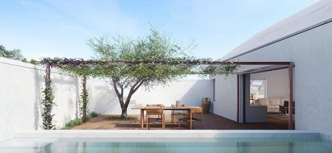 Herdade da Torre Vã is a destination that combines Alentejo authenticity with contemporary comfort, offering a unique experience in harmony with nature. Located in the heart of the Herdade, the hotel occupies the main building, which retains the hori...