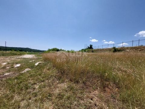 Location: Istarska županija, Labin, Labin. ISTRIA, ALBONA - Terreno edificabile Nella parte orientale dell'Istria, a soli tre chilometri dal mare, si trova la cittadina medievale di Labin, una città ricca di storia e patrimonio culturale, oggi città ...