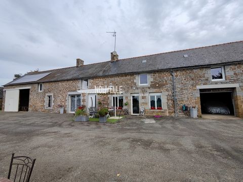 35460 MAEN ROCH SAINT ETIENNE EN COGLES - 3 MINUTES A 84 - 15 MINUTES FOUGERES - 35 MINUTES RENNES - Nadège Garavaglia Nouvelle Demeure vous propose ce magnifique corps de ferme en campagne sans vis à vis. Il se compose au rez-de-chaussée d'une cuisi...