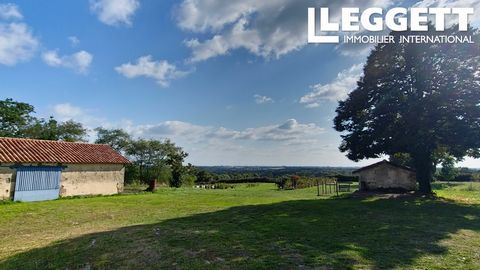 A32398MGA79 - Je vous propose cette charmante propriété isolée, érigée sur un terrain de plus de 3 hectares offrant des vues dégagée sur la campagne. Cette propriété s'ouvre à de nombreux projets : maison familiale avec chevaux, création de gîtes ou ...