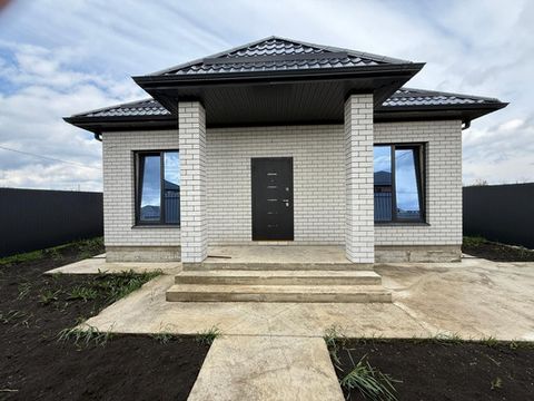 Located in Новотитаровская.
