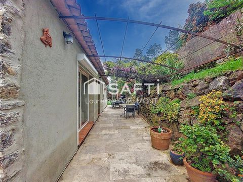 Beau potentiel, 155 m2 , 3 chambres + un appartement T2 indépendant, commodités à pieds