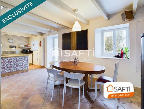 RARE. CHARMANTE MAISON AU CŒUR DE GARLAN.
