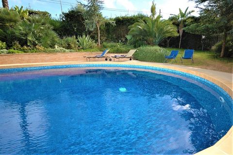Nestled in the peaceful town of Valderice, this elegant villa offers a perfect retreat with a private swimming pool and a fenced garden where you can unwind in tranquility. Enjoy the comfort of two roofed terraces ideal for alfresco dining or simply ...