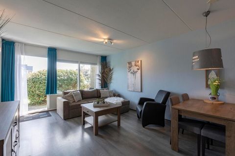 This cozy ground-floor apartment is the perfect beach getaway for couples or families of up to 4. Ideally located right across from a beach entrance in Callantsoog, it offers a true coastal experience. The bright living room has a comfy seating area,...