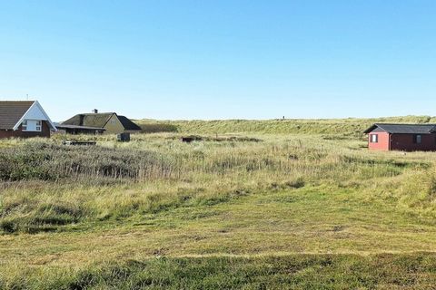 A holiday cottage with whirlpool and various activities approx. 100 metres from the North Sea as well as Ferring Sø (lake). The house is located on a 1030 m² large natural plot with a view of sand dunes from the terrace. Well-furnished with flatscree...