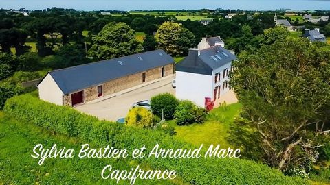 Maison en pierre rénovée - 7 pièces - 145 m² - Campagne de Plouvien