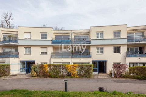 Appartement+ Stationnement + Cave