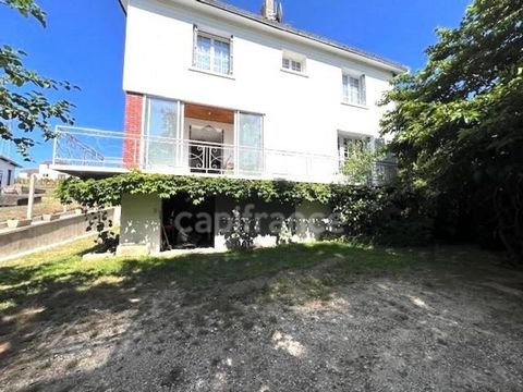 Maison à vendre 8 pièces SAINTES (17)