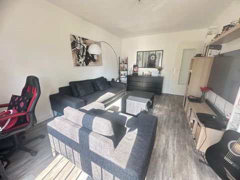 Appartement rénové, lumineux, emplacement idéal à Nantes