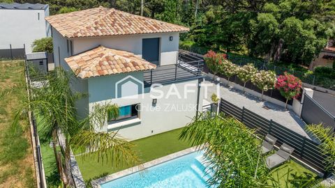 Villa contemporaine neuve avec piscine et chambre de plein pied