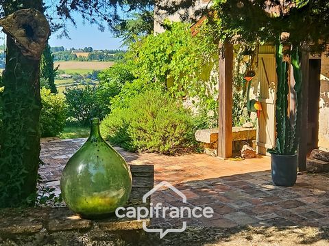 Domaine de charme, 4 hectares, 470 m² habitable, 20 couchages, roulotte, piscine, parc avec arbres centenaires