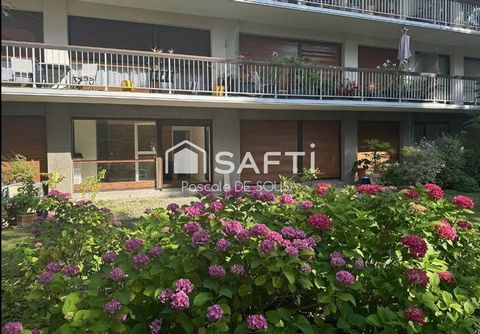 Studio en Rez de jardin dans résidence proche RER
