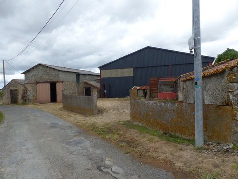 CORPS DE FERME à vendre 9 pièces GOURGE (79) TERRAIN 11 487 m²