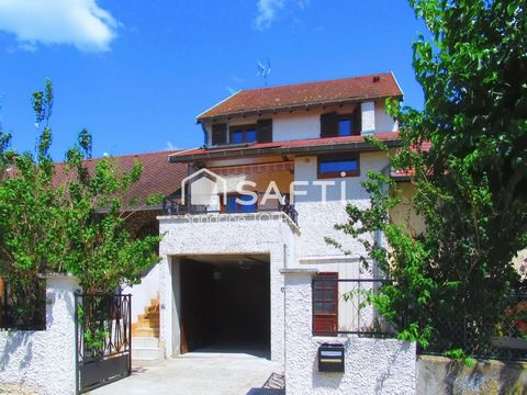 Maison de village avec garage et cave