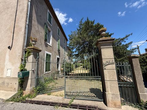 Maisson de Maître au coeur de Minervois avec terraces, piscine et jarding attenant