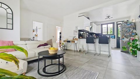 Maison entièrement rénovée – Quartier des 10 Arpents, à 10 minutes à pied de la gare
