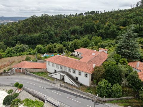 Quinta do Ermo (Casa de Camilo)... For those who want to own a masterpiece of Portuguese history. Casa do Ermo, in the parish of Paços, in Fafe, datável of the nineteenth century, is deeply connected to the memory of one of its best known owners, the...