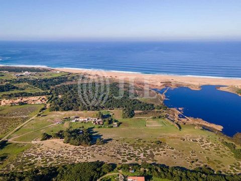 Land, 83,930 sqm, with a 56 sqm ruin, next to the beach and to a lagoon, in Sines, Setúbal. This land, located north of Sines next to the beach, whose sand extends to Troia, and to a lagoon, in an area with great potential for water sports and very c...