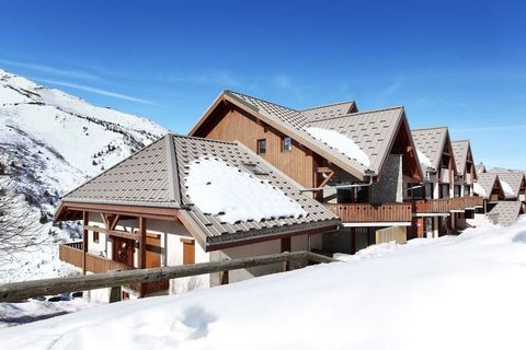 The building is crafted out of natural stone and real woodworking, in the traditional chalet style. The decor of the apartment is neat and well cared for. Terrace or balcony.