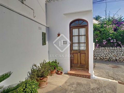 Lucas Fox presents for sale the first floor of this 145 m² rural house that shares a 628 m² plot with the ground floor , in a very quiet area of the town of Sant Luis. The house is divided into two floors. Practically the entire property is located o...