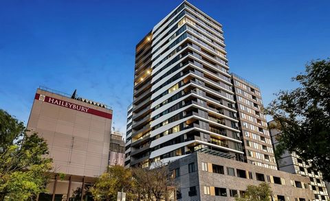 Luksusowe miejskie życie: wyjątkowy apartament z 3 sypialniami w Flagstaff Green w Melbourne Zanurz się w uosobieniu miejskiego luksusu w kultowym Flagstaff Green w Melbourne dzięki temu wyjątkowemu apartamentowi z 3 sypialniami na poziomie 12. Skrup...