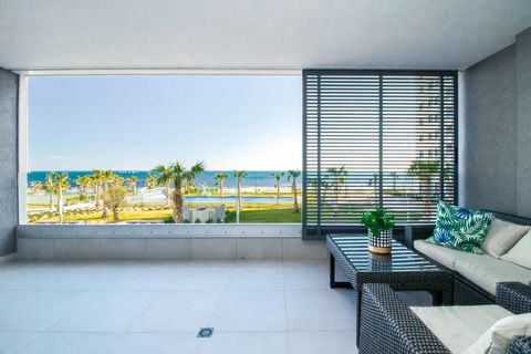 The first line of the sea! The Panorama Mar urbanization is considered one of the most beautiful in the residential area of Punta prima. The territory of the complex includes beautiful landscaped areas, 2 swimming pools, one heated +24º, and an abund...