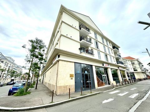 Dpt Yvelines (78), à vendre appartement T3 de 64 m²- balcoon - place de parking en sous-sol