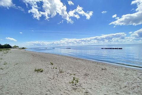 Accogliente camera per le vacanze nella bellissima e idilliaca Kamminke a Usedom. Con bagno privato, cucina, tavolo da pranzo, terrazzo privato; Area giochi per bambini