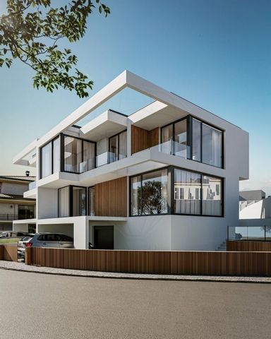 Descripción Terreno ubicado en la zona de Areal - Nazaré - Costa de Prata, con proyecto aprobado para una casa de 3 suites y garaje, en un estilo moderno y muy atractivo. Situado en una zona tranquila zona residencial con servicios muy cerca, así com...