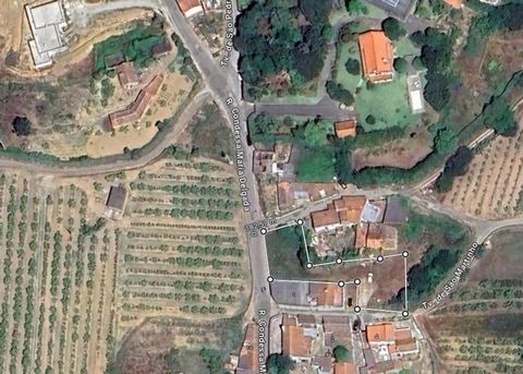 Terreno Delgada, Roliça Terreno com 920m² e com viabilidade de construção. Fica localizado na Delgada, Roliça com 20 metros de frente para estrada principal e com uma outra frente para uma estrada secundária.