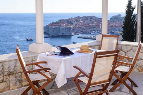 Apartments Ševelj feature accommodation units located in a quiet residential area, 600 m from the famous Old Town of Dubrovnik. All units feature WiFi, air conditioning, and cable TV. Guests will have access to shared furnished terrace overlooking th...