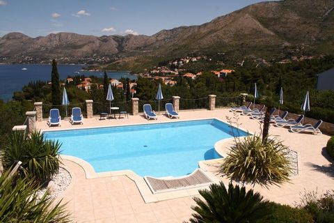 Villa Alegria Cavtat is self catering accommodation located in Cavtat. Private parking is also provided. The swimming pool is available from May - October Common furnished terrace, BBQ facilities and seasonal outdoor swimming pool which includes a Ja...