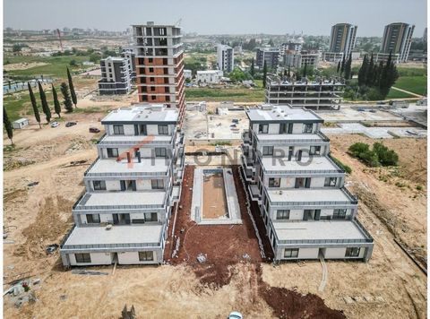 Die Eigentumswohnung befindet sich in Aksu. Der Bezirk Aksu liegt zwischen den Flüssen Düden und Aksu sowie östlich des Stadtzentrums von Antalya. Aksu grenzt im Südwesten an Muratpaşa, im Westen an Kepez, im Nordwesten an Döşemealtı, im Osten an den...