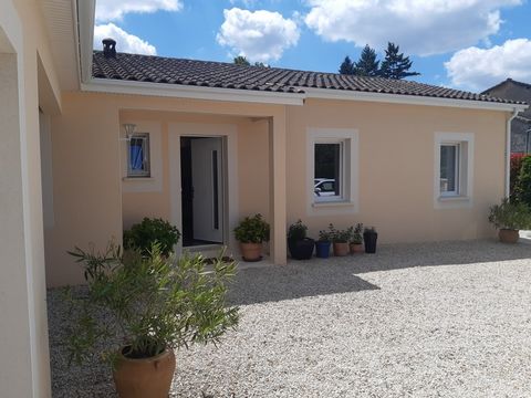 Maison à vendre 5 pièces SAINT YRIEIX SUR CHARENTE (16)