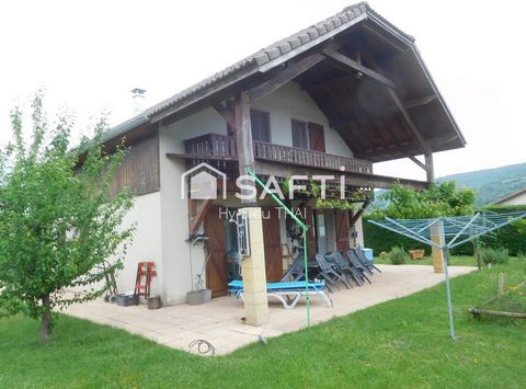 Maison traditionnelle T5, grand jardin, terrasse, cabanon, garage à IZERNORE