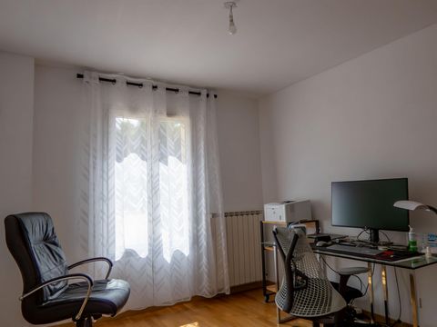 photo no. 10