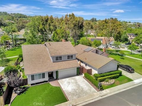 Nestled on a quiet CDS in the desirable Mission Park neighborhood & backs to an expansive greenbelt providing picturesque views. This stunning home has been upgraded throughout. From the moment you arrive, you'll be captivated by its impeccable curb ...