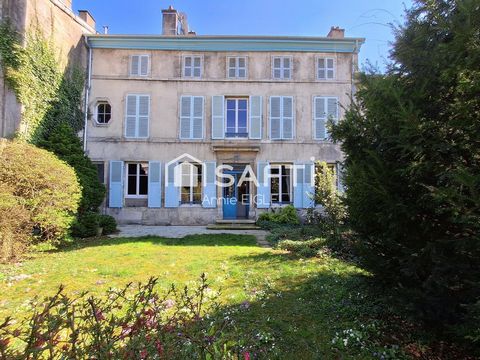 Demeure d'exception avec son jardin centre ville