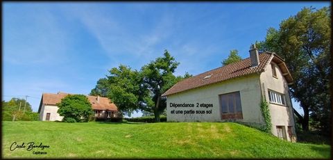 A Lembeye, sur un terrain de plus de 3000m² Maison de 185 m² 5 chambres et une belle dépendance avec un appartement T3 à rafraichir de plus de 80 m²
