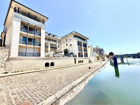 Vue directe sur la Seine
