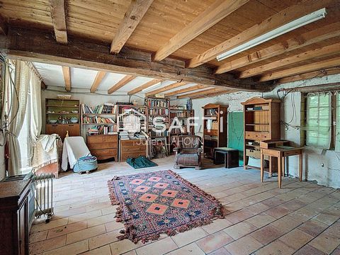 Maison en pierre à restaurer avec son terrain
