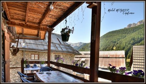 T3, terrasse, Sas d'entrée et cave à MOLINES EN QUEYRAS (05)