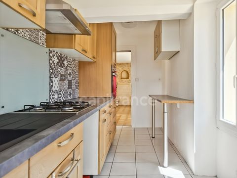 Idéal premier achat - Maison de 84m², ses dépendances et son terrain de 3000m²