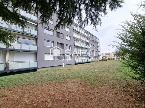 T4 sans vis à vis avec cave dans résidence rénovée.
