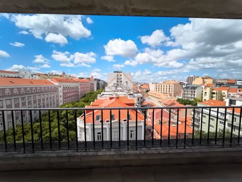 Located in Lisboa. Office in the center of Lisbon, in a privileged location, next to Avenida António Augusto de Aguiar, composed of several offices and reference companies, which reinforces the professional environment and networking potential. It is...