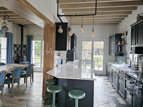 Maison et dépendance rénovées avec goût !