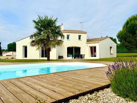 Belle propriété avec villa 5 ch+ grande dépendance bois
