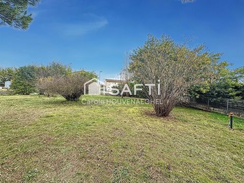 Beau terrain 518 m² viabilisé, situé dans un secteur calme, l'emplacement idéal pour votre future projet !!!